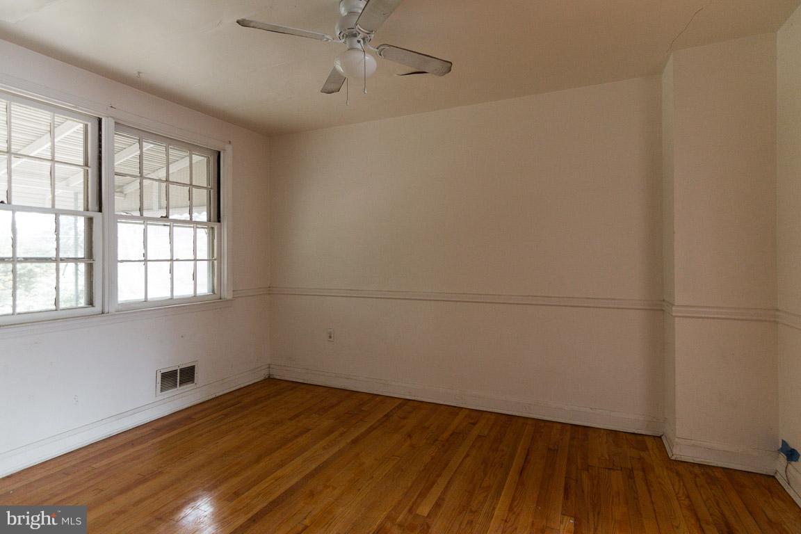 1517 Clearwood Road Baltimore, MD 21234 - Photo 9 of 20 Interior (General)