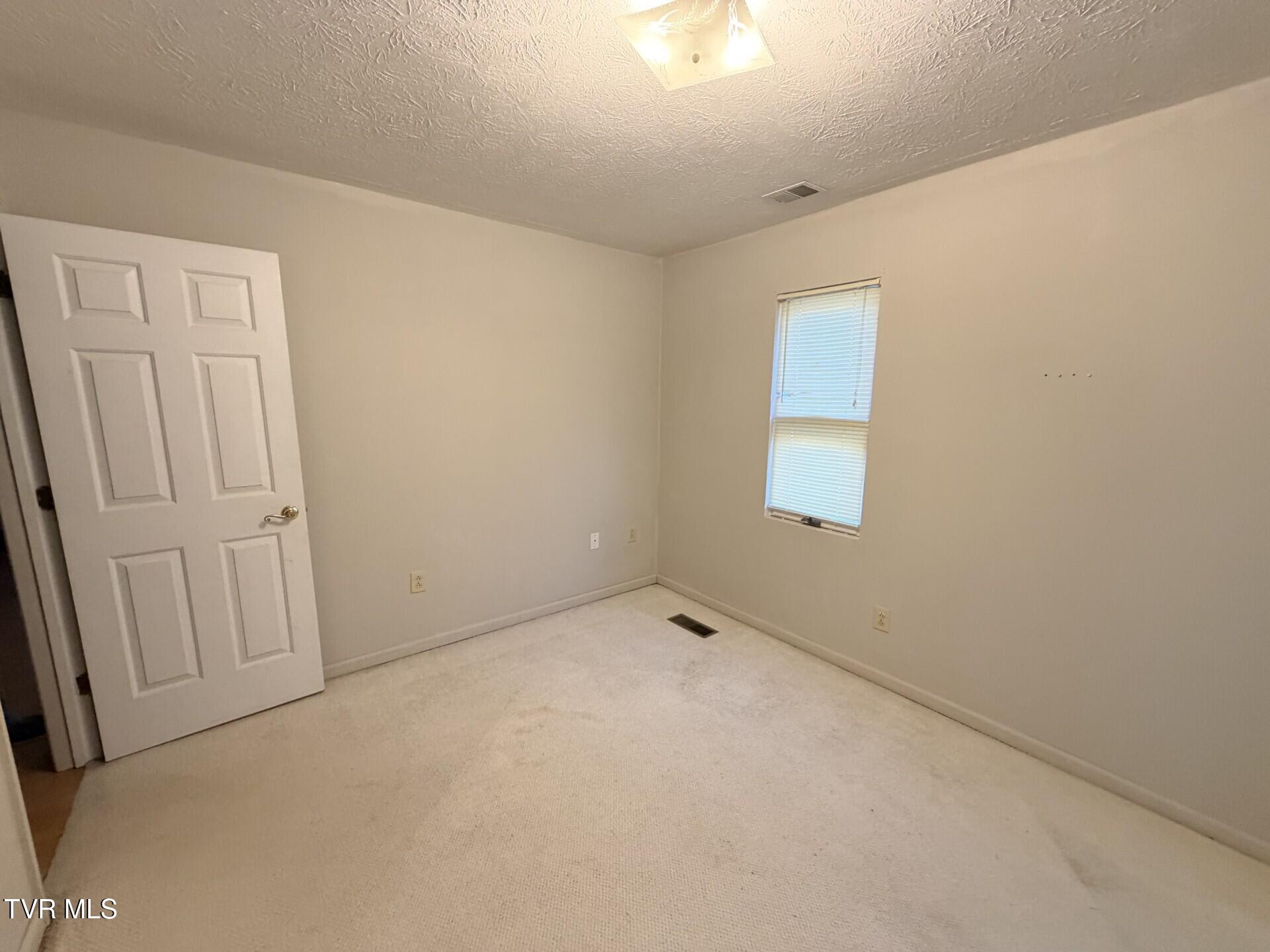 14229 Bull Run Road Coeburn, VA 24230 - Photo 25 of 27 Office area