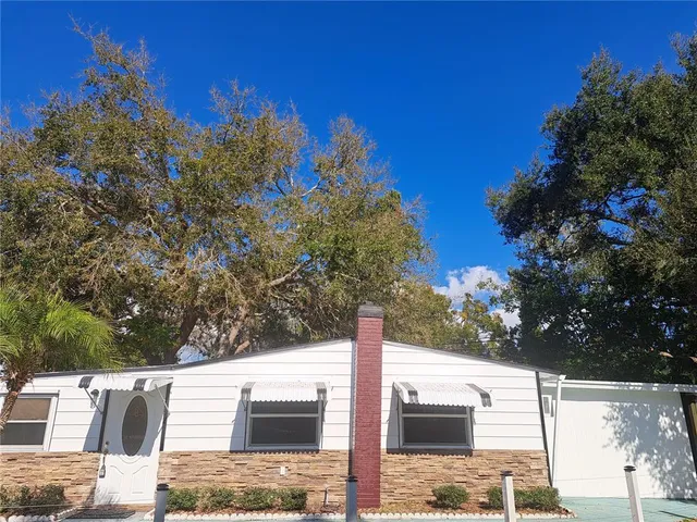 a view of a outdoor space