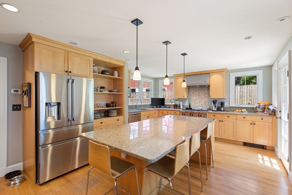 10 Hillsdale Road Arlington, MA 02476 - Photo 11 of 42 Gallery Image 11