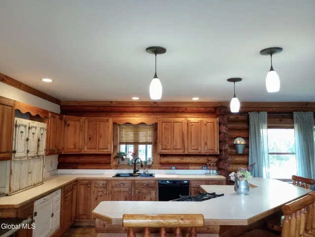 $375,000 | 14 Upper Turnpike, Granville, NY 12832