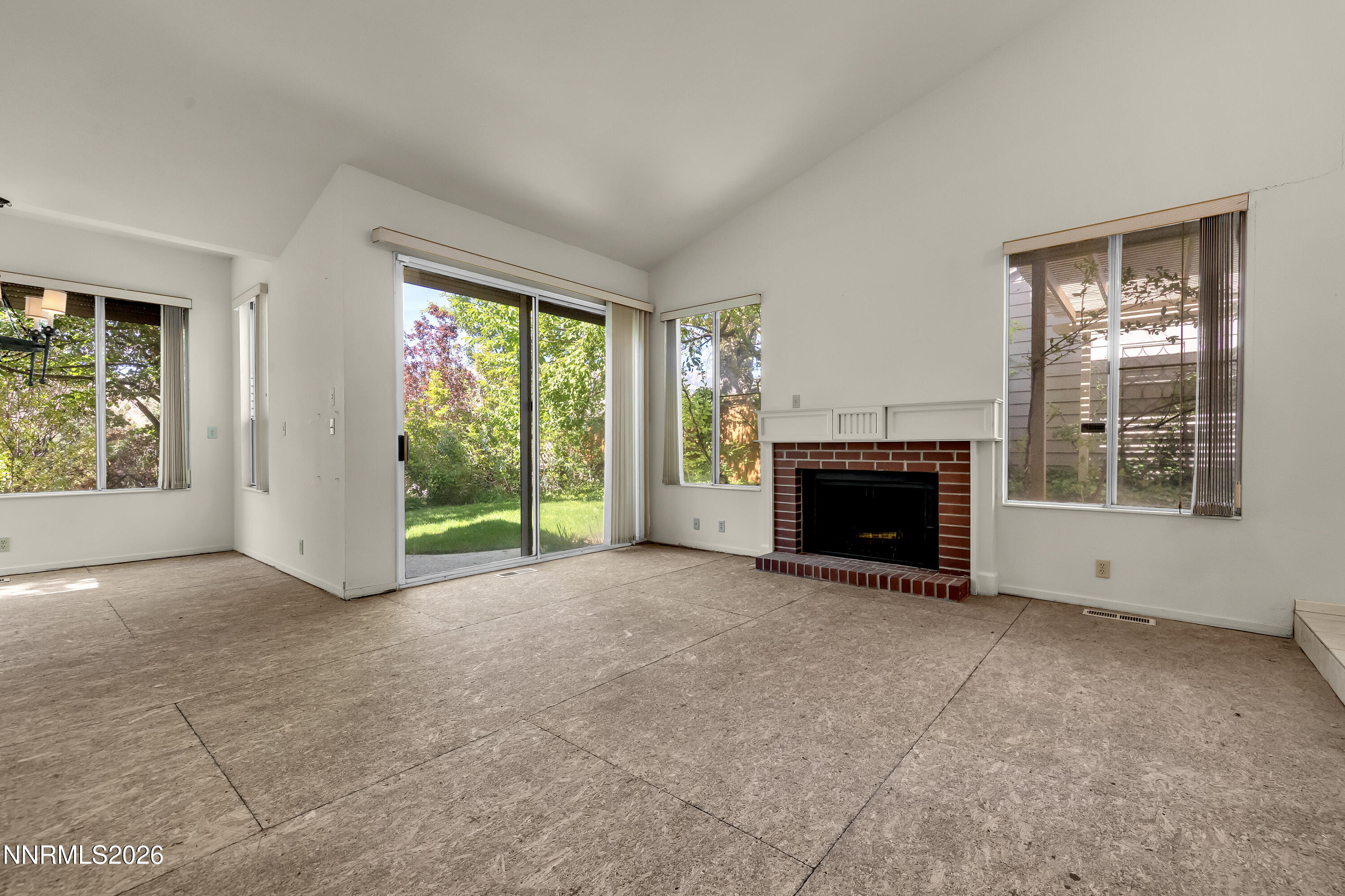 2384 Silver Ridge Drive Reno, NV 89509 - Photo 4 of 23 SilverRidge2384-005