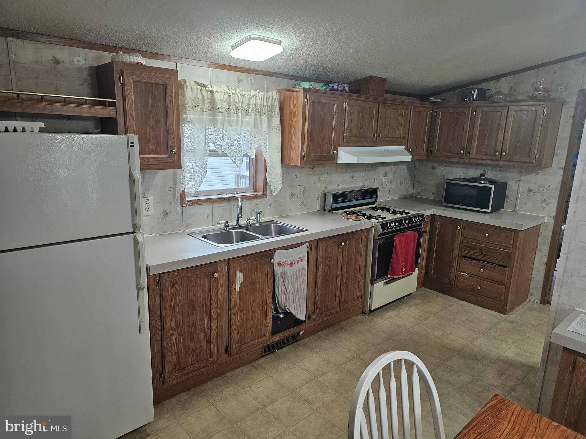 612 Range End Road Dillsburg, PA 17019 - Photo 4 of 12 Gallery Image 4
