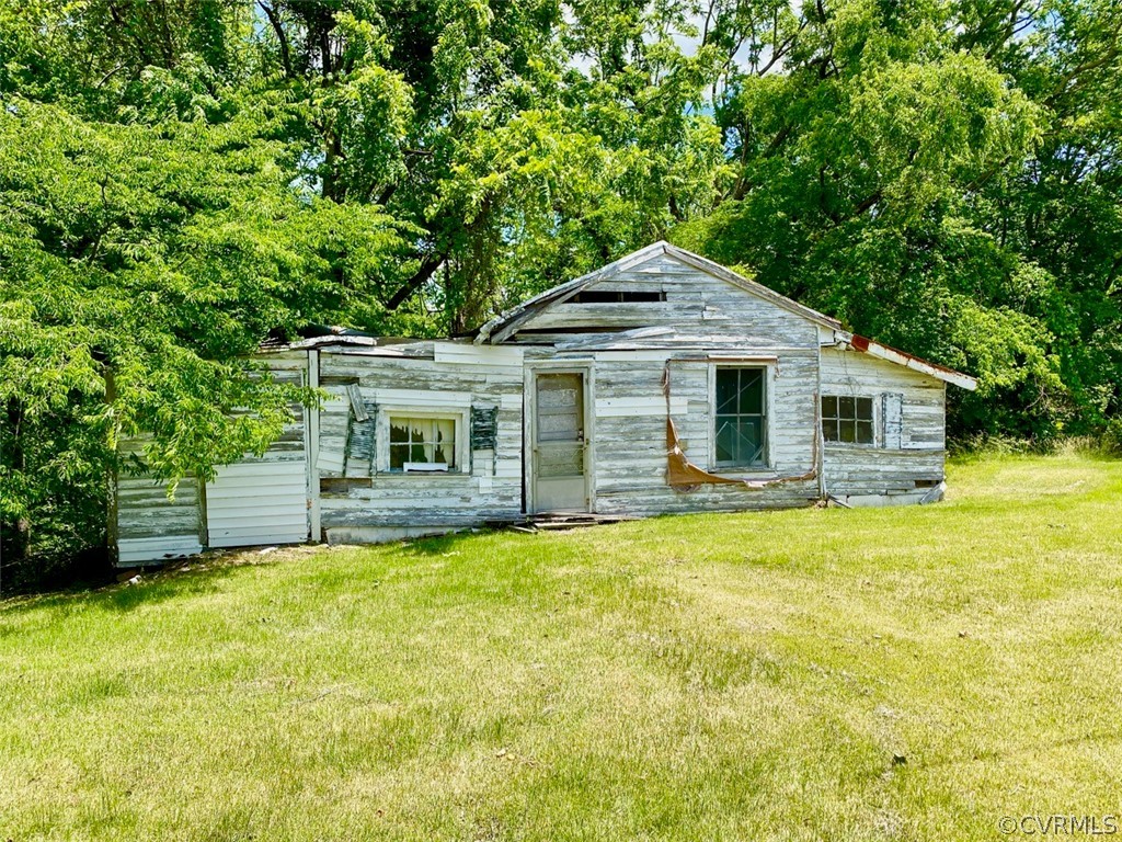 425 West Courthouse Road Crewe, VA 23930 - Photo 30 of 30