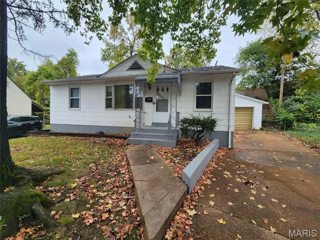 $89,900 | 8550 Jenny Drive, St. Louis, MO 63121