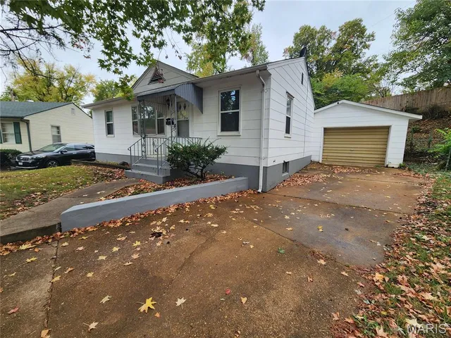 $89,900 | 8550 Jenny Drive, St. Louis, MO 63121