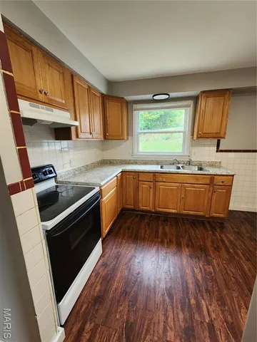 $89,900 | 8550 Jenny Drive, St. Louis, MO 63121