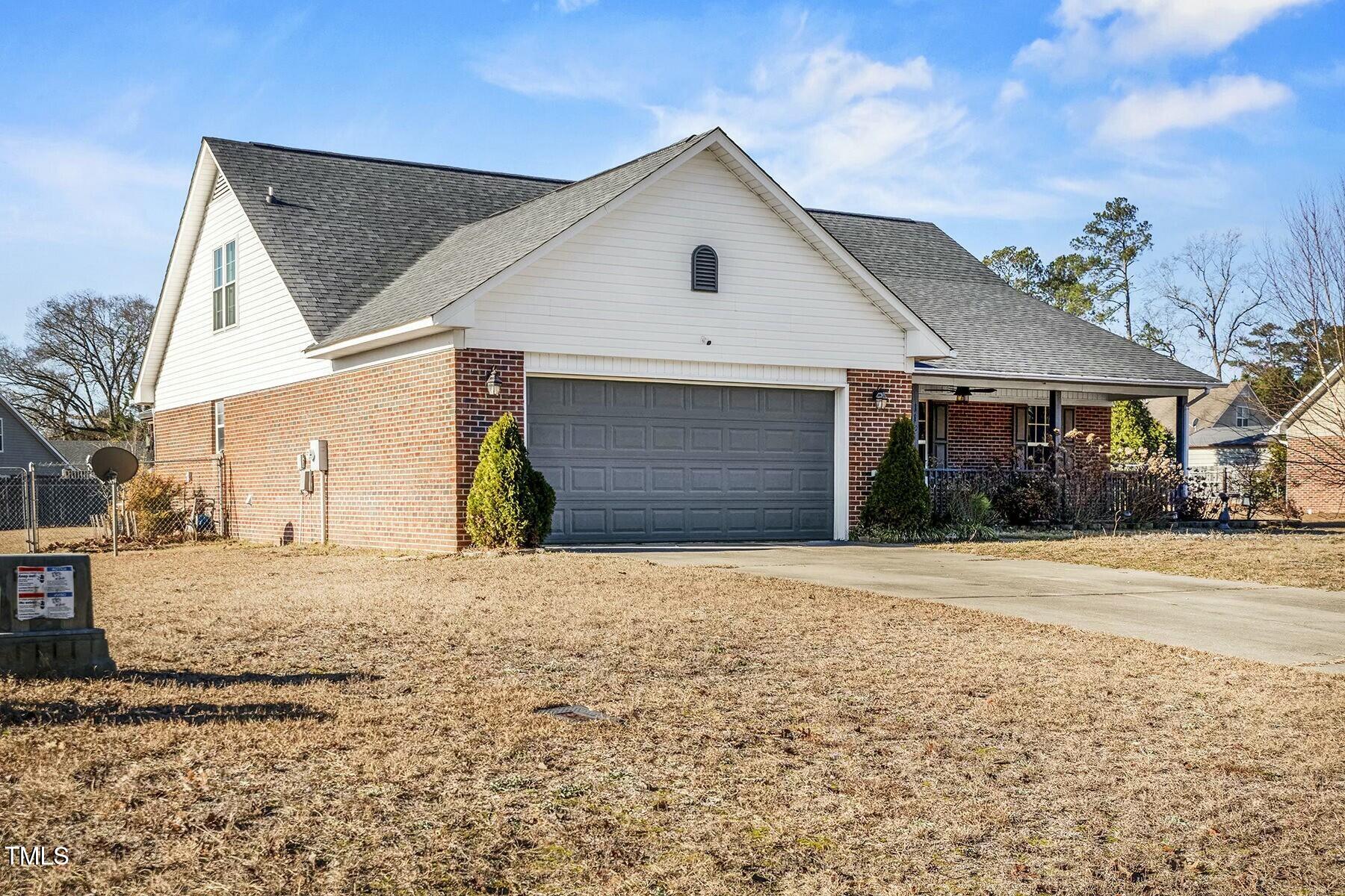 119 Wren Road Fayetteville, NC 28306 - Photo 3 of 30 tempImagejsYv1O
