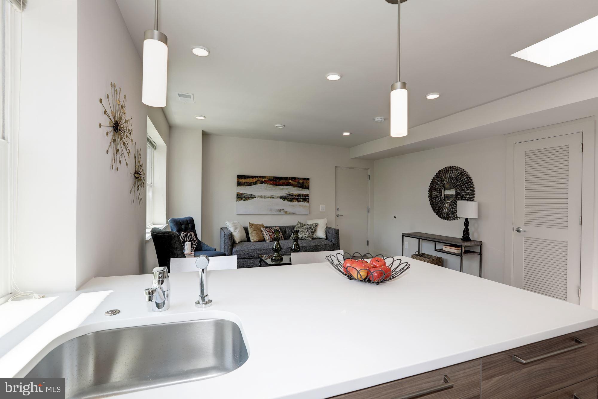 626 E Street Southeast Washington, DC 20003 - Photo 11 of 20