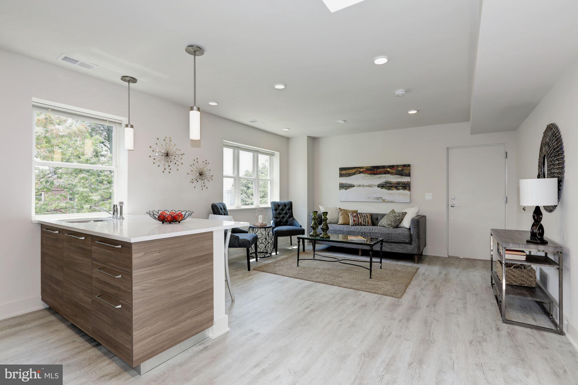 626 E Street Southeast Washington, DC 20003 - Photo 9 of 20