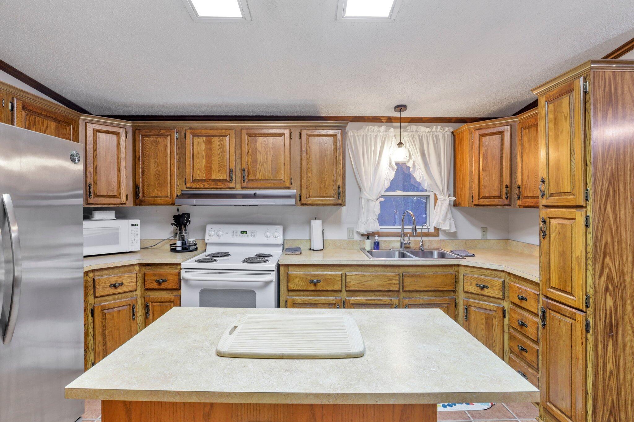 37212 Price Road Logan, OH 43138 - Photo 50 of 75 3-web-or-mls-IMG_7978