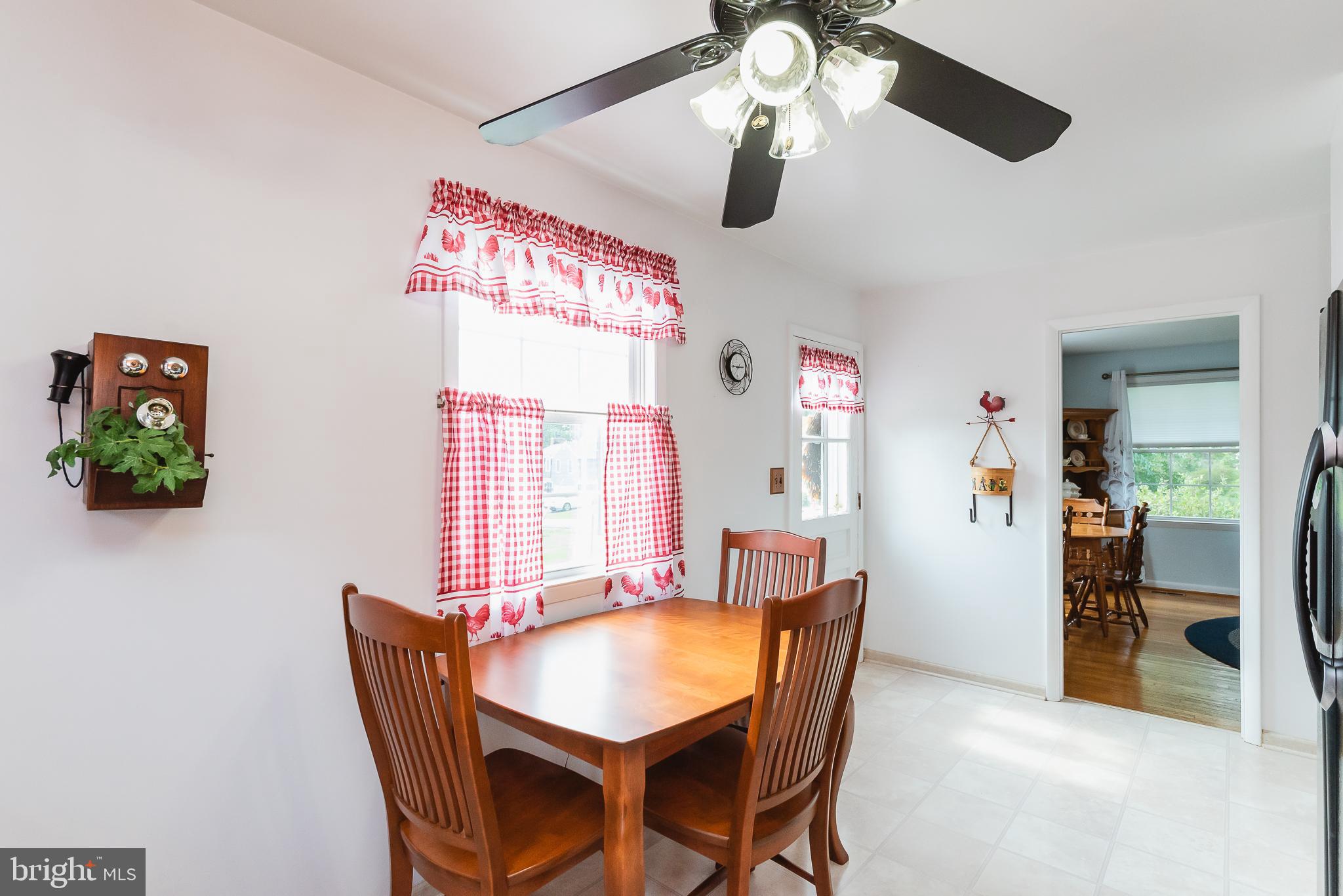 1541 South Rolling Road Baltimore, MD 21227 - Photo 8 of 30