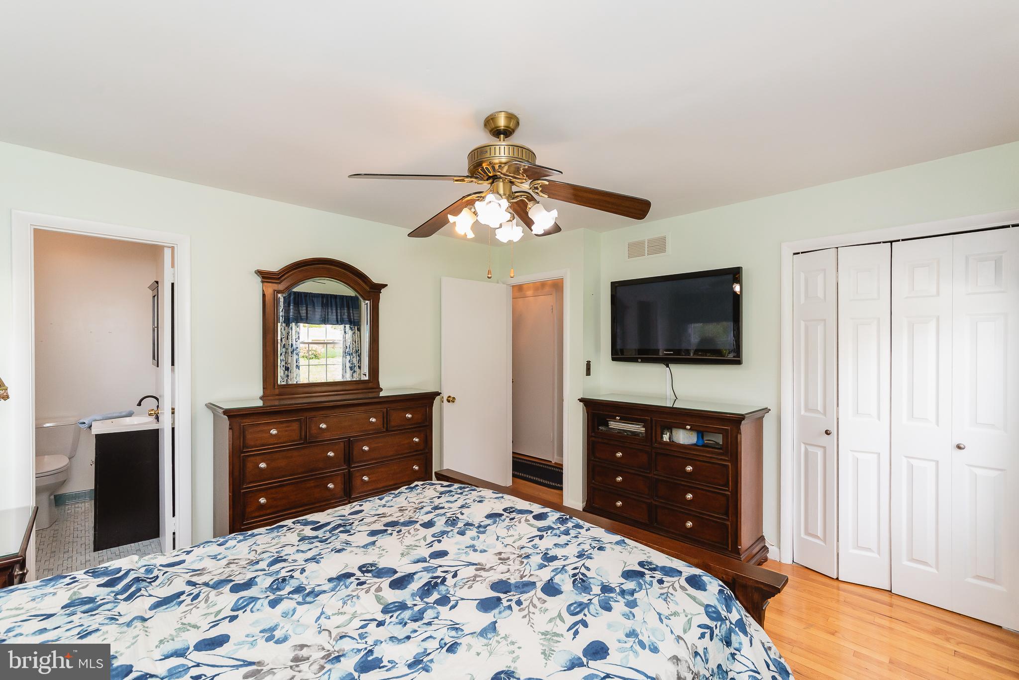 1541 South Rolling Road Baltimore, MD 21227 - Photo 10 of 30