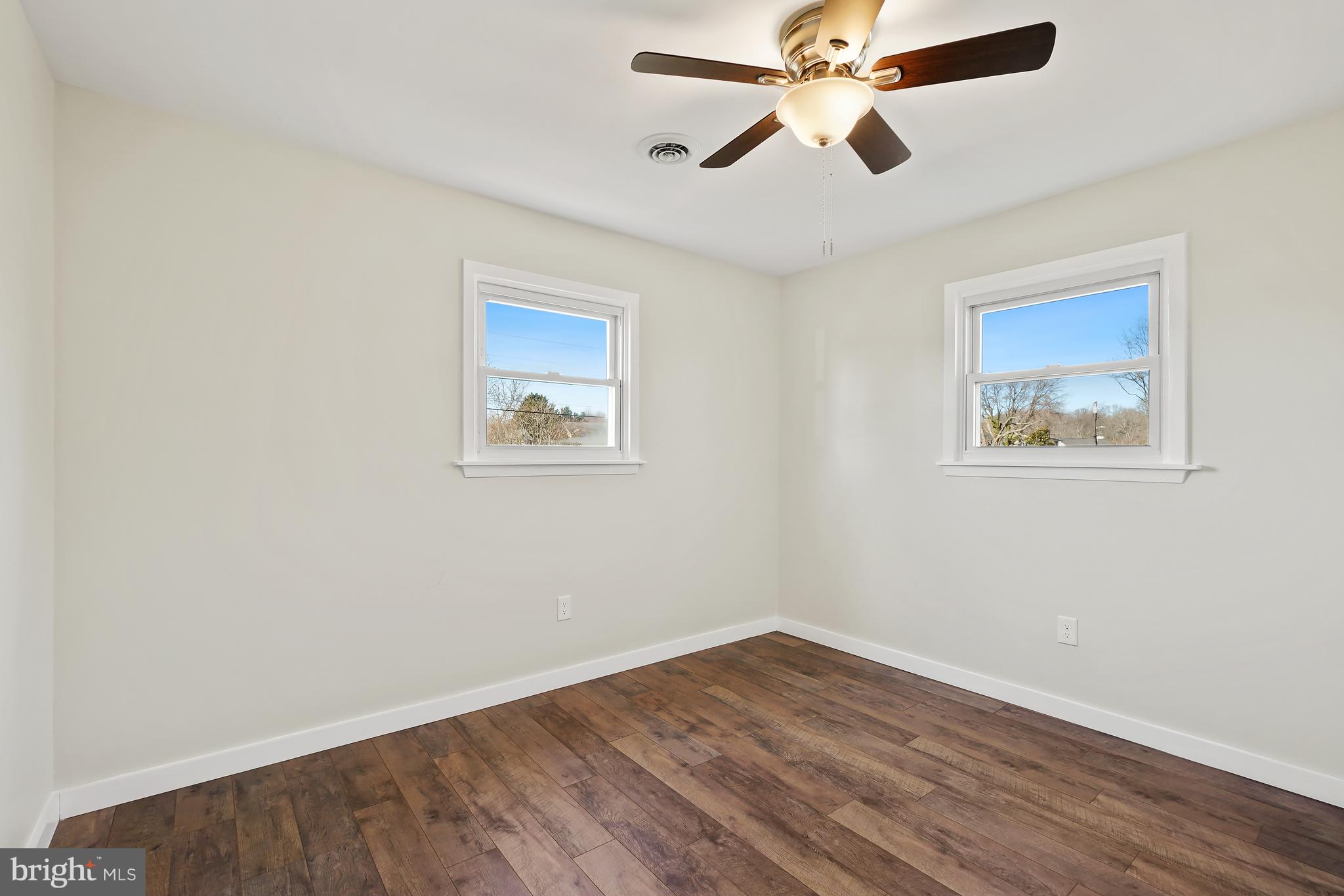 1546 Ridgely Drive Edgewater, MD 21037 - Photo 29 of 55 Bedroom 2