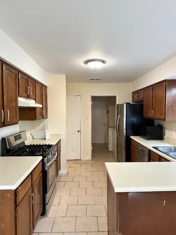 $1,900 | 12005 Bobcat Trail, Austin, TX 78750