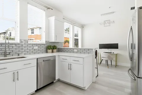 $530,000 | 750 Millbrae Court, Unit 4, West Palm Beach, FL 33401