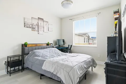 $530,000 | 750 Millbrae Court, Unit 4, West Palm Beach, FL 33401