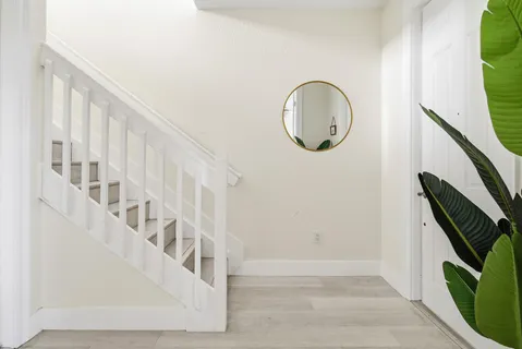 $530,000 | 750 Millbrae Court, Unit 4, West Palm Beach, FL 33401