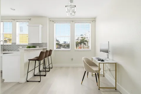 $530,000 | 750 Millbrae Court, Unit 4, West Palm Beach, FL 33401