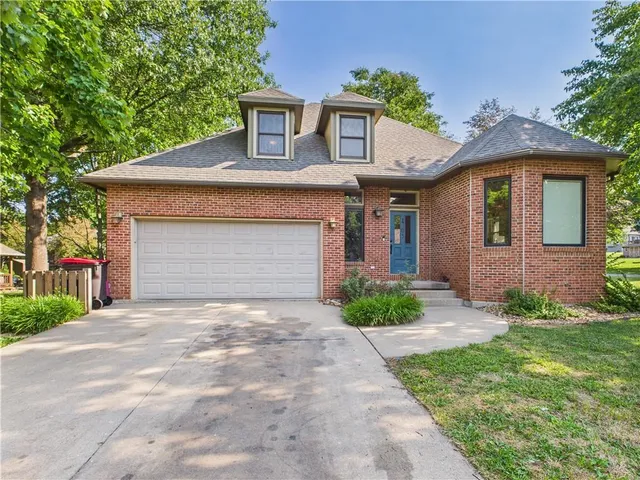 $321,000 | 1505 Hunters Circle, Sedalia, MO 65301