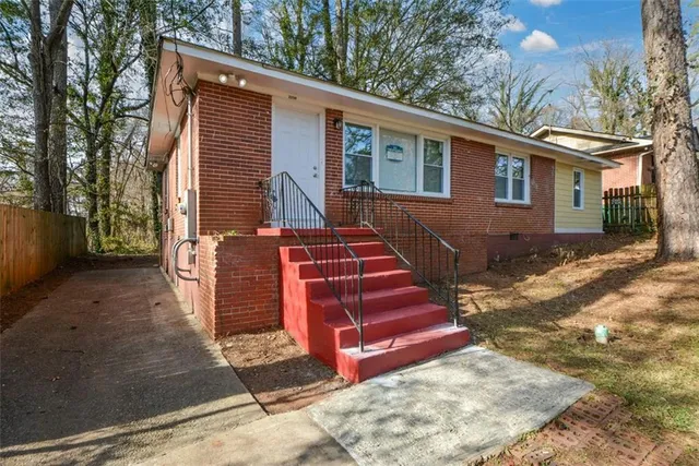 $2,100 | 2259 Nelms Drive Southwest, Atlanta, GA 30315