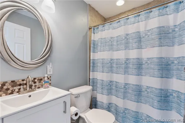 $375,000 | 31806 Lakeview Lane, Gravois Mills, MO 65037