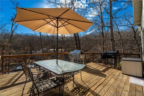 $375,000 | 31806 Lakeview Lane, Gravois Mills, MO 65037