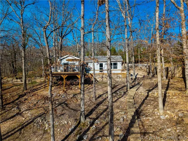 $375,000 | 31806 Lakeview Lane, Gravois Mills, MO 65037