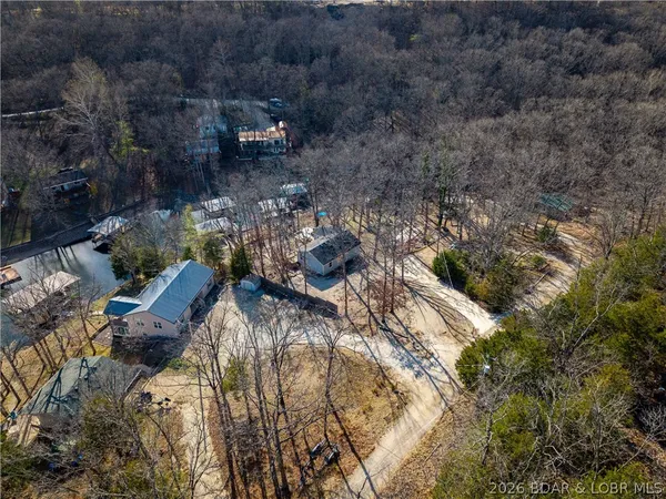 $375,000 | 31806 Lakeview Lane, Gravois Mills, MO 65037