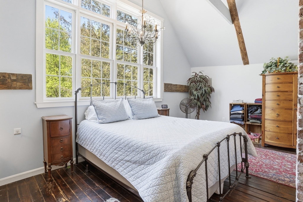11 Graniteville Road Westford, MA 01886 - Photo 20 of 37