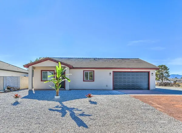 $319,999 | 101 Ironton Street, Pahrump, NV 89048