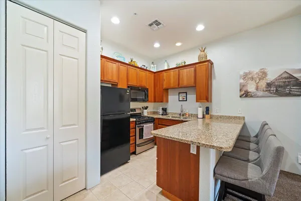 $2,500 | 50610 Santa Rosa Plaza, Unit 1, La Quinta, CA 92253