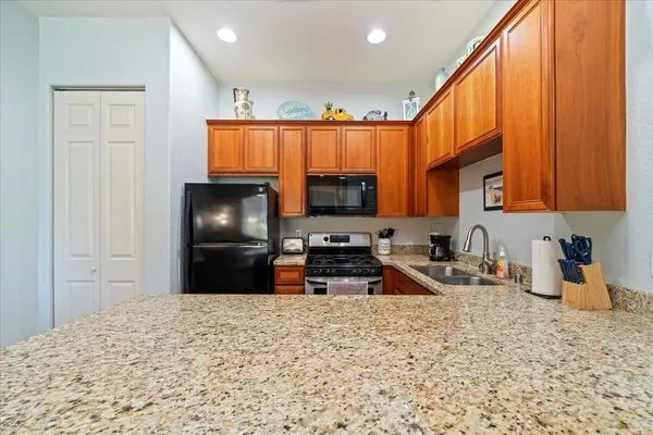 $2,500 | 50610 Santa Rosa Plaza, Unit 1, La Quinta, CA 92253