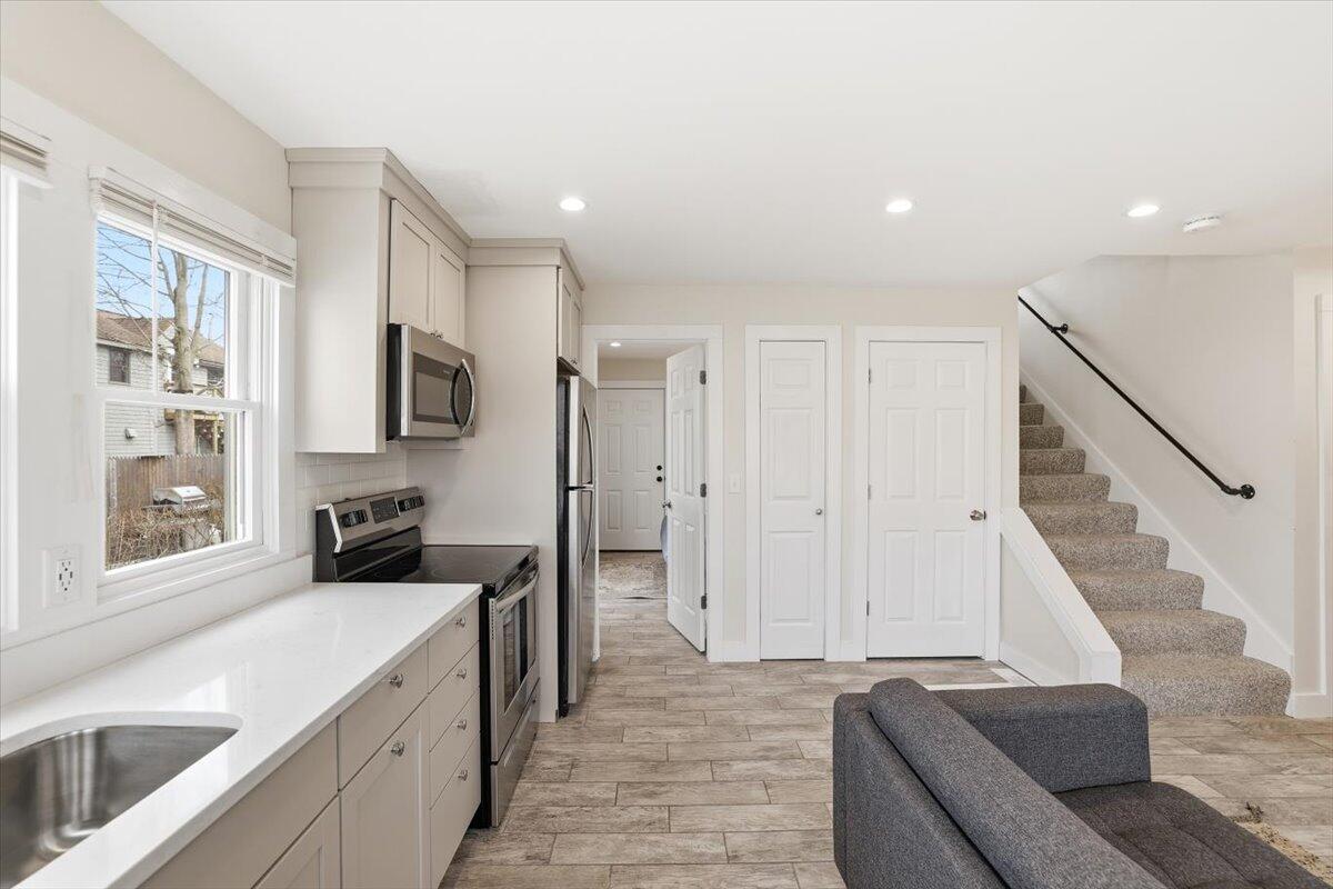 20 Nye Road, Unit 2026 Falmouth, MA 02540 - Photo 20 of 72 IMG_1976