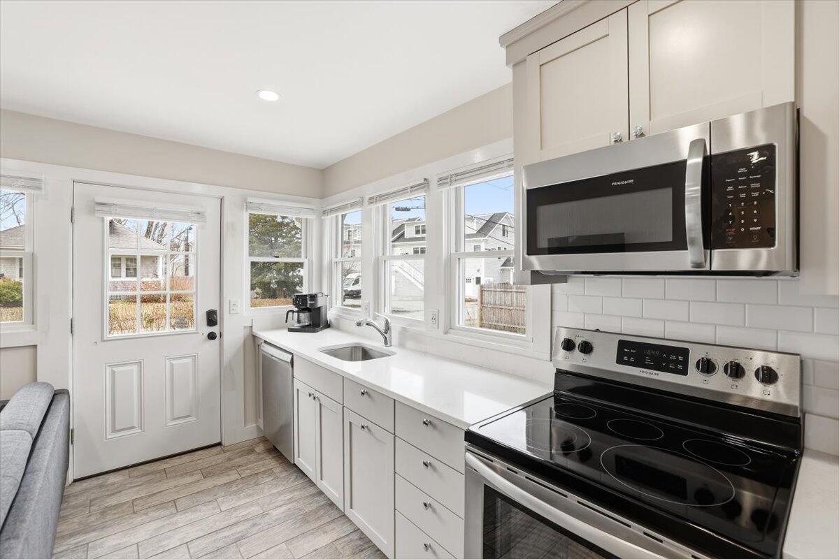 20 Nye Road, Unit 2026 Falmouth, MA 02540 - Photo 22 of 72 IMG_1960