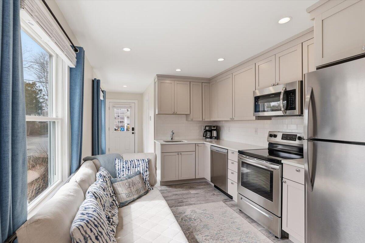 20 Nye Road, Unit 2026 Falmouth, MA 02540 - Photo 31 of 72 IMG_1949