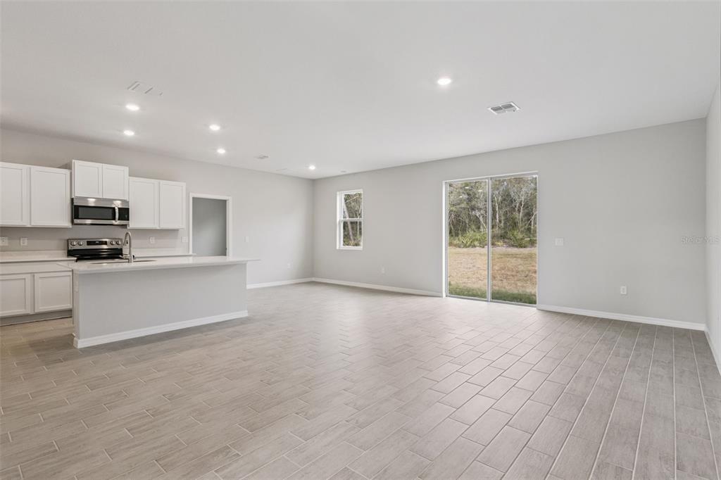 393 Marion Oaks Golf Road Ocala, FL 34473 - Photo 3 of 20