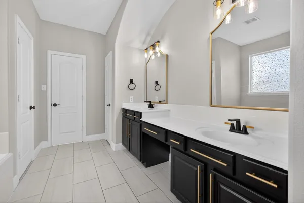 $547,000 | 6272 North Fawnlake Drive, Katy, TX 77493
