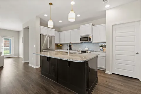 $400,000 | 9809 Eloquence Dr Manor, Manor, TX 78653