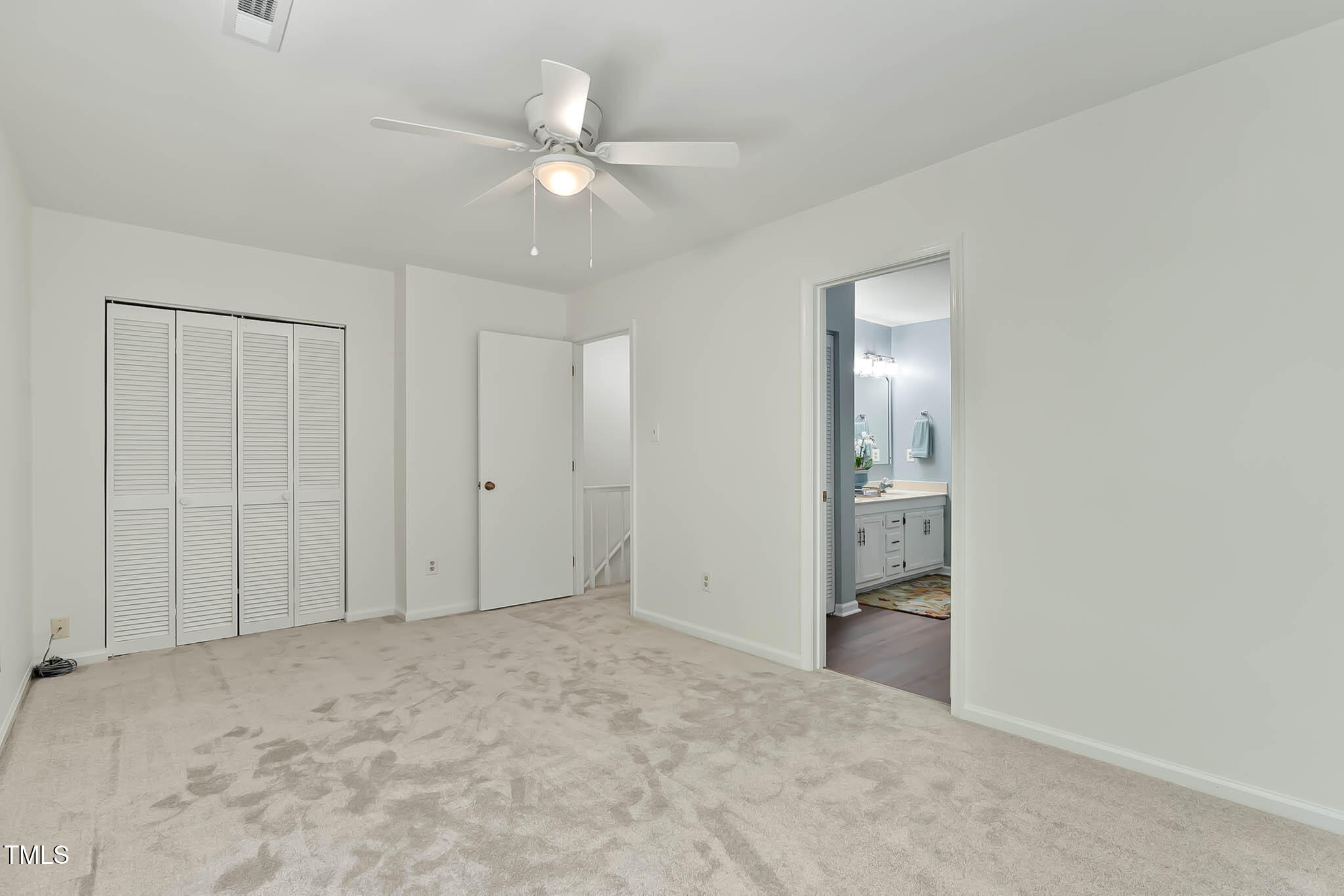 5444 Pine Top Circle Raleigh, NC 27612 - Photo 33 of 45