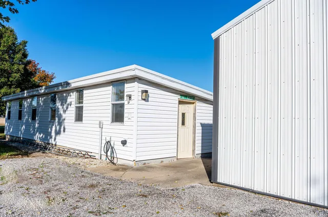 $269,900 | 1252 South 600 West, Swayzee, IN 46986