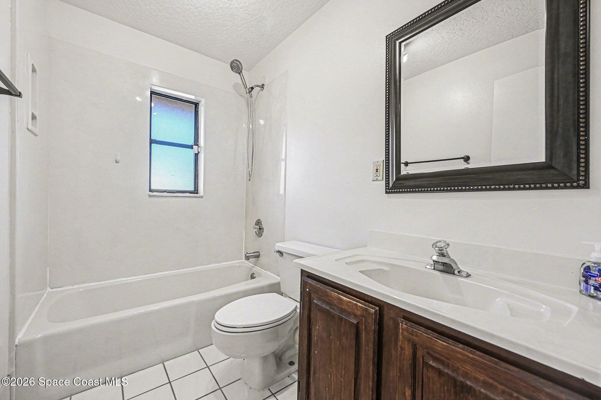 655 North Burnett Road Cocoa, FL 32926 - Photo 14 of 17 015_file_9675