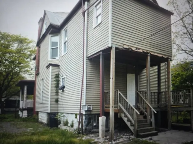 $229,900 | 7225 South Princeton Avenue, Chicago, IL 60621