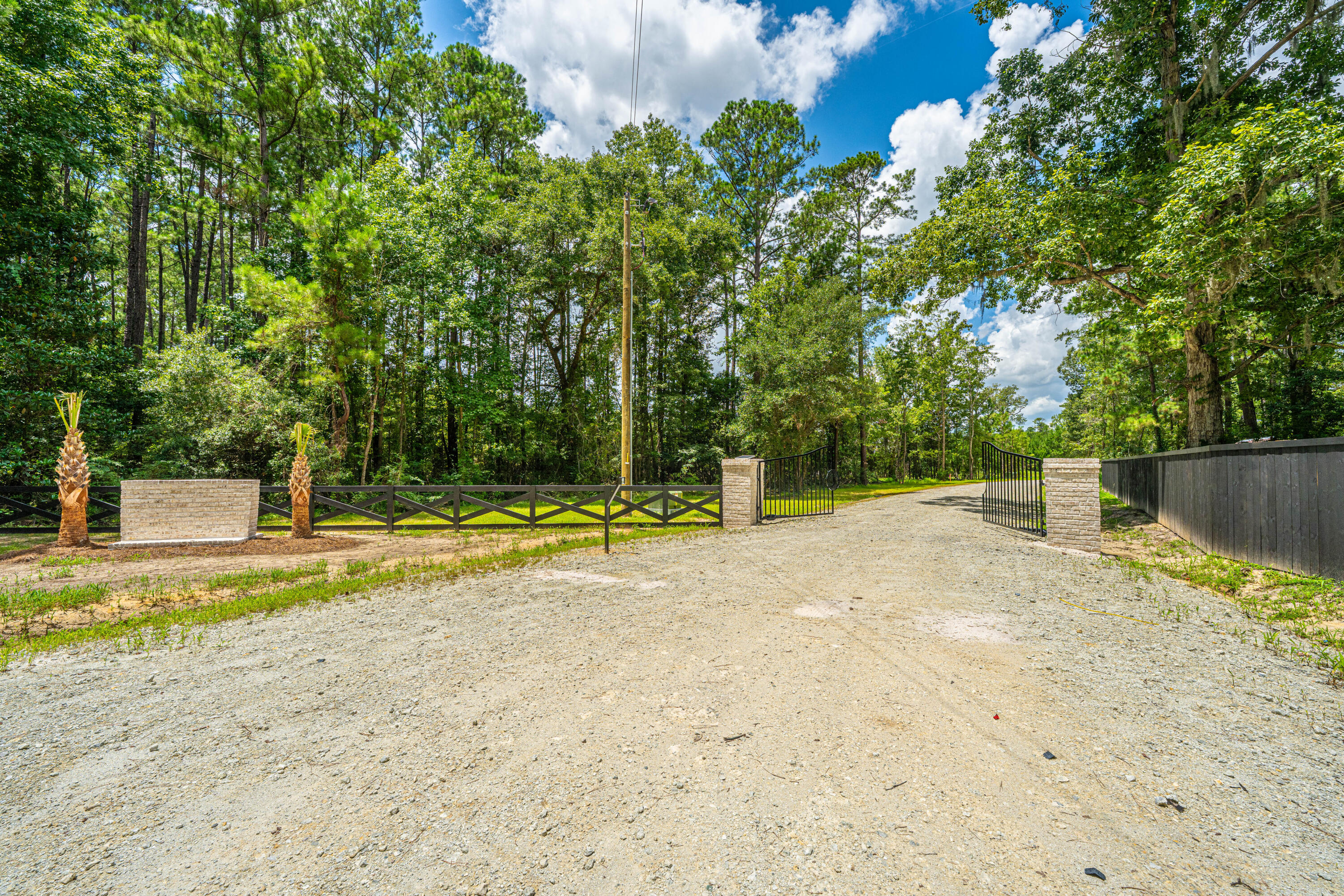 2 Southern Acres Lane Summerville, SC 29486 - Photo 3 of 39 SouthernAcresLaneLots005