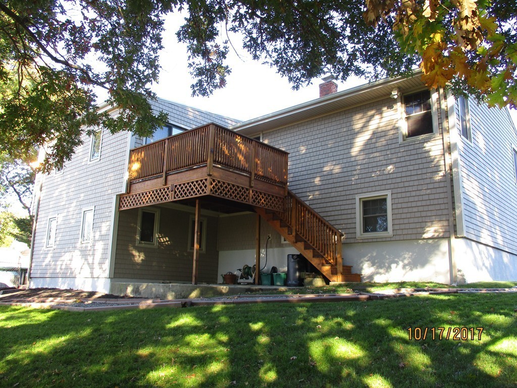 117 Mohican Road Somerset, MA 02726 - Photo 3 of 30 Gallery Image 3