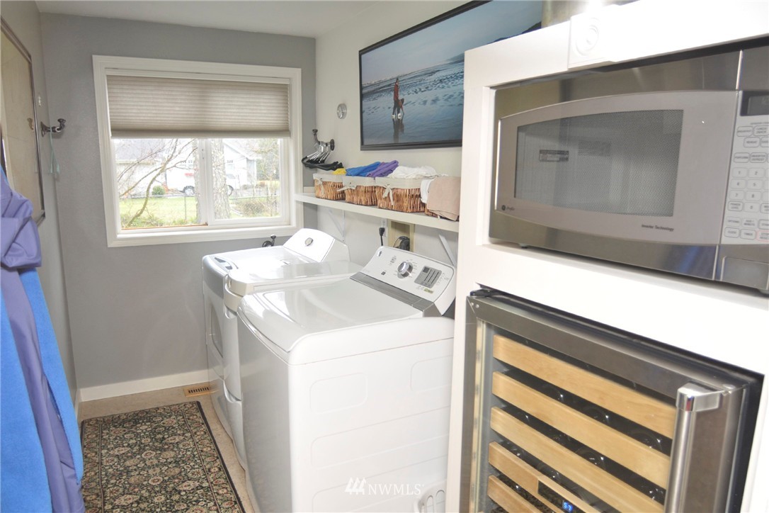 1332 Maple Valley Road Southwest Olympia, WA 98512 - Photo 11 of 17 Gallery Image 11