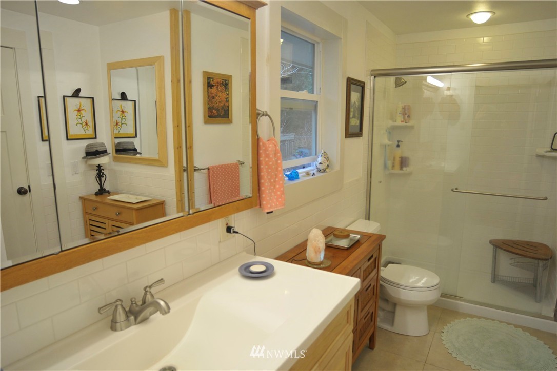 1332 Maple Valley Road Southwest Olympia, WA 98512 - Photo 9 of 17 Gallery Image 9