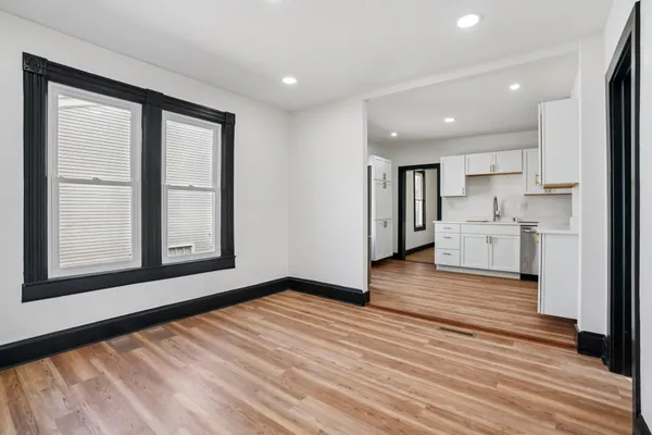 $2,700 | 5039 26th Avenue, Kenosha, WI 53140