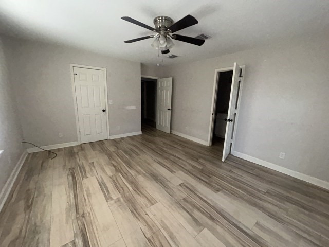 807 Erin Street El Campo, TX 77437 - Photo 9 of 13 a view of a livingroom with a hardwood