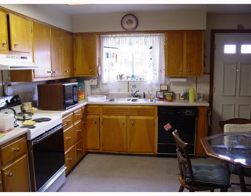 119 Bennington Road Hopwood, PA 15445 - Photo 3 of 9 Kitchen.